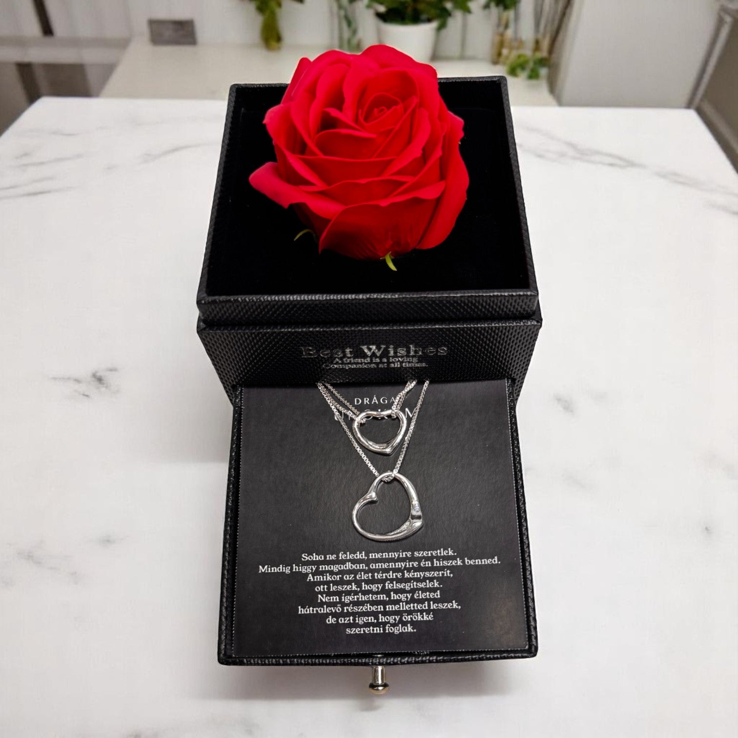 Örök emlék Unokámnak – szivecskés nyaklánc + ajándék karkötő – A48-Z28 – rózsás díszdobozban 🌸